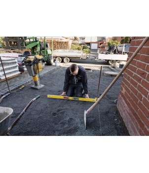 Уровень STABILA TECH 196 DL, 61см (IP 67, 2верт.,1гориз., 2 ЖК диспл., точн. 0,5 мм/м) , шт